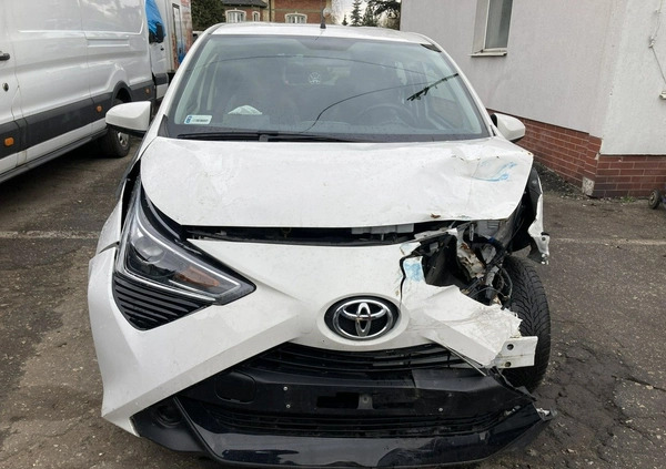 Toyota Aygo cena 21500 przebieg: 54000, rok produkcji 2020 z Syców małe 121